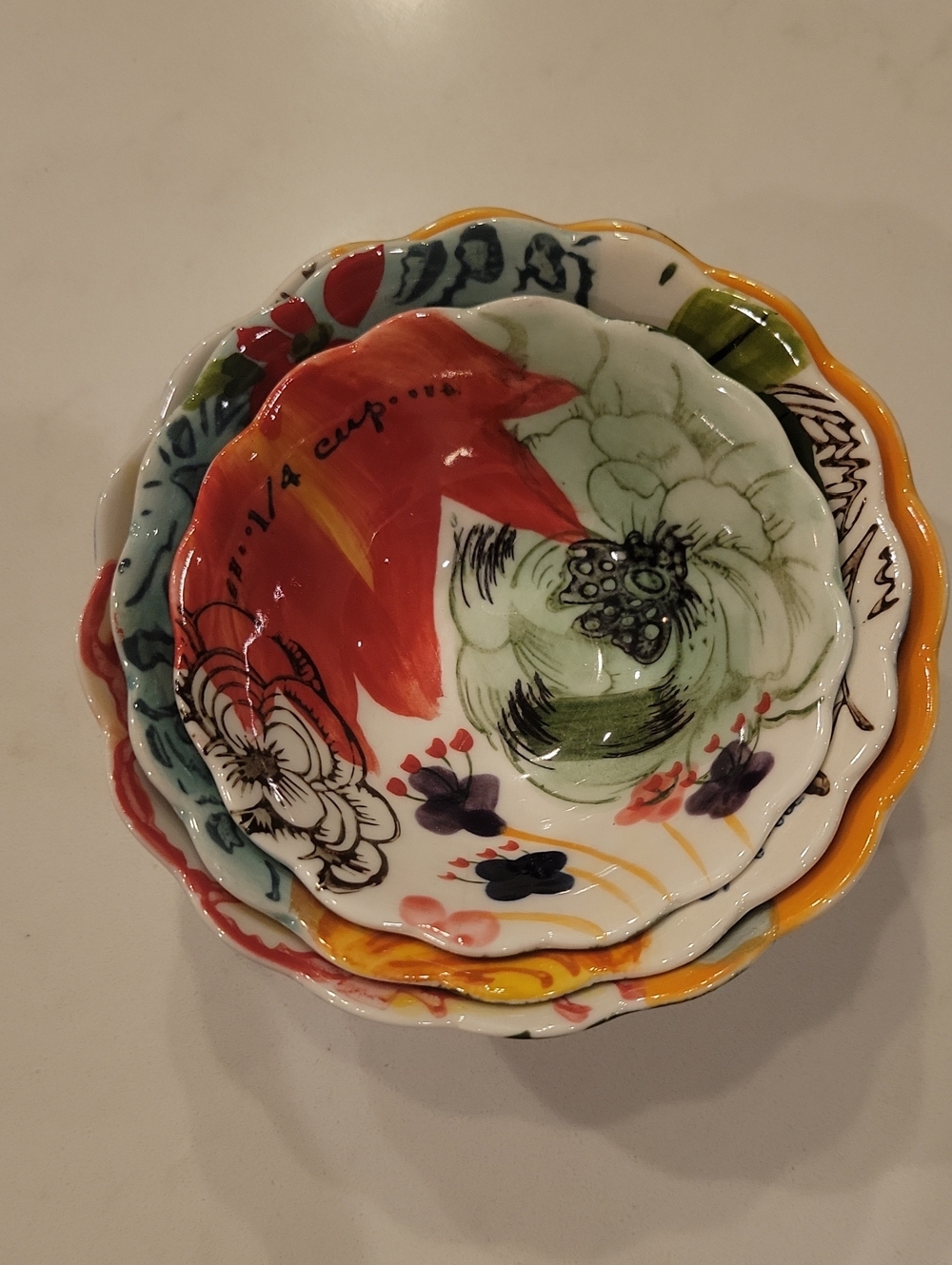 Anthropologie Floral Scalloped Nesting Bowls - Red, Green, Yellow.